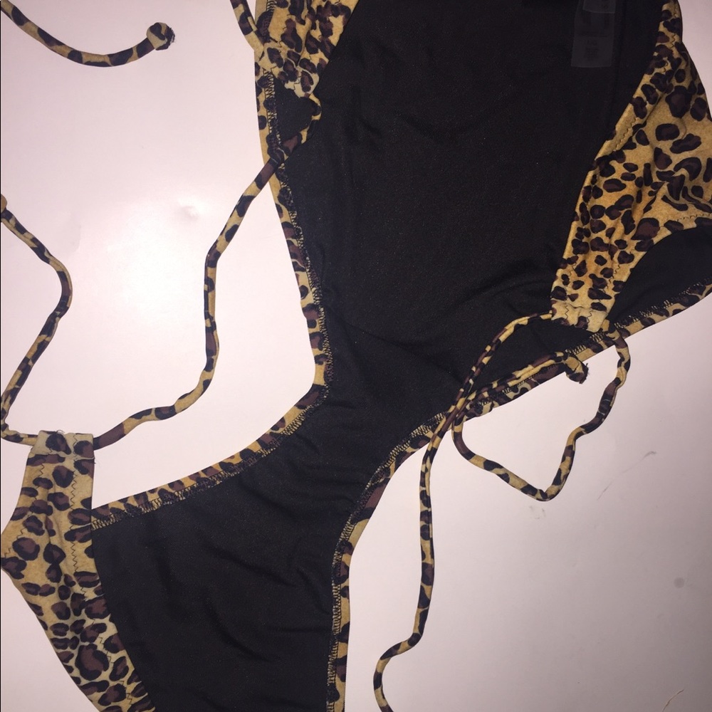 Victoria’s Secret Strapless Leopard Bikini Swim Wear - Picture 8 of 8